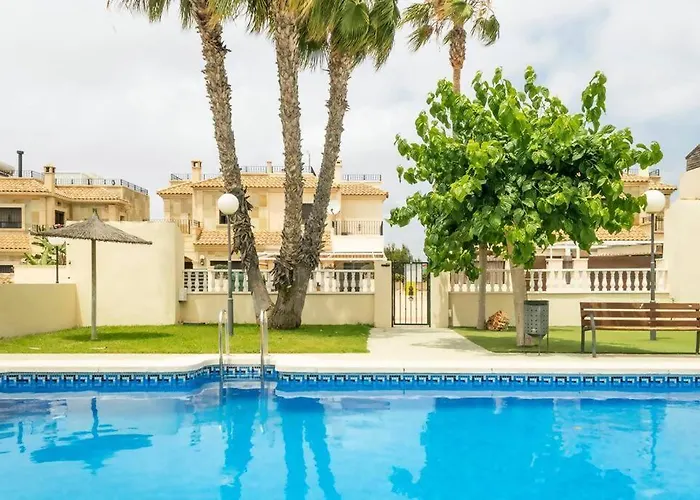 Pink Villamediterraneo