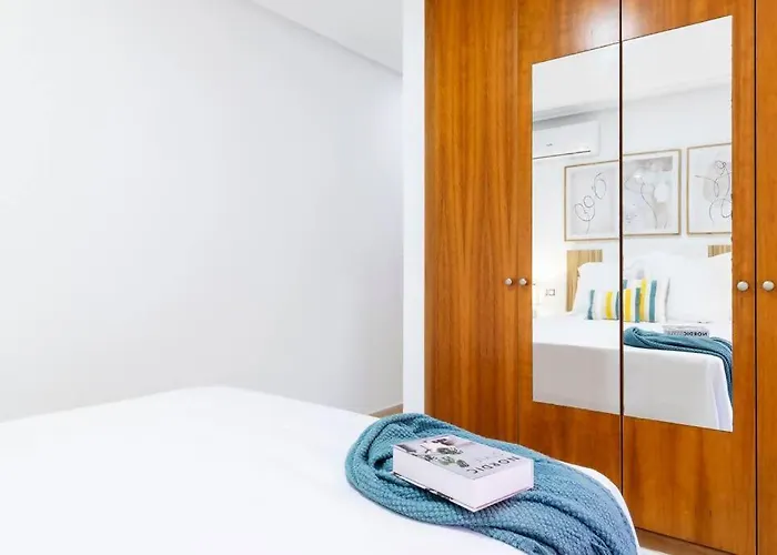 Pink Villamediterraneo Villa