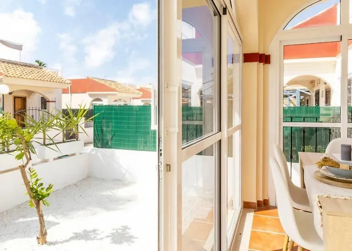 Pink Villamediterraneo * Torrevieja