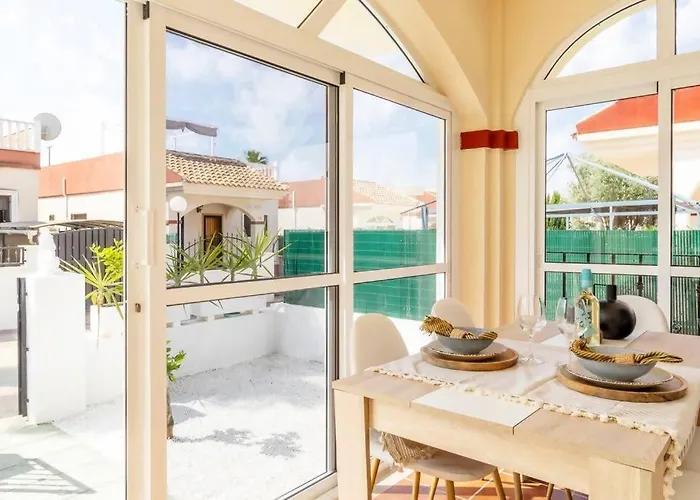 Pink Villamediterraneo Villa *