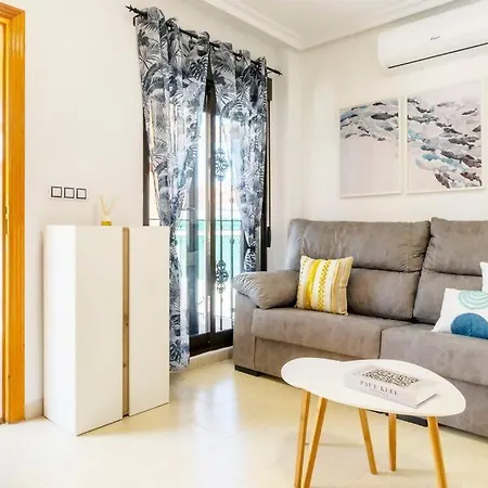 Pink Villamediterraneo Torrevieja